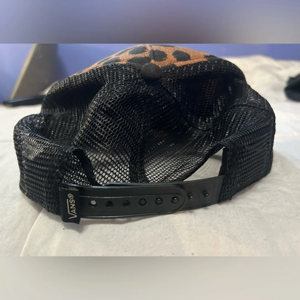 🤎🖤VANS BASEBALL HAT🖤🤎 - Picture 3 of 3